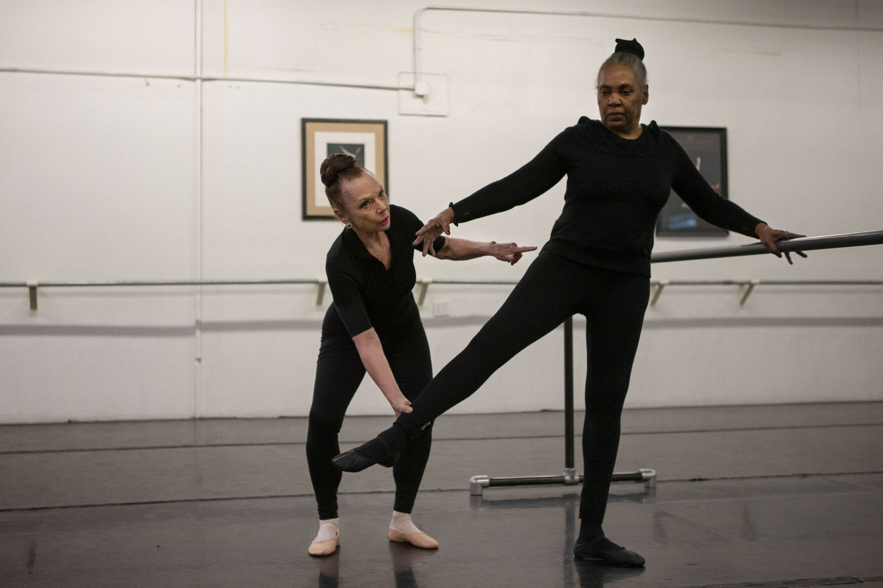 12xx21-news-BlindBalletDancer08.JPG